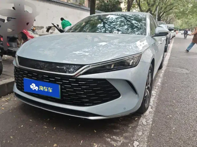 Фотография автомобиля — BYD Qin L