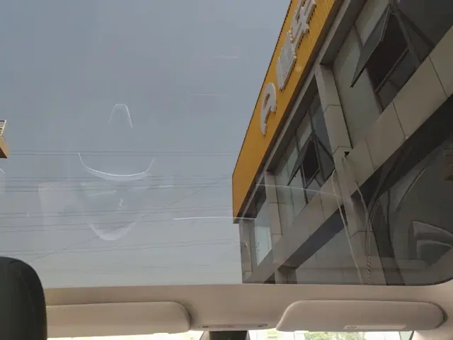 Tesla Model Y — Фото автомобиля 13