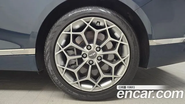 Genesis G80 RG3 — Фото автомобиля 6