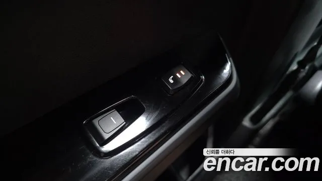 KG_Mobility_Ssangyong Torres Torres Бензин 1.5 2WD — Фото автомобиля 19