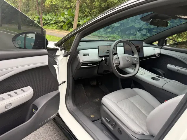 Nissan N7 — Фото автомобиля 15