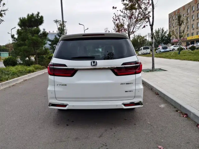 Honda Odyssey — Фото автомобиля 5