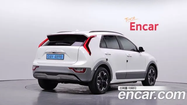 Kia Niro Niro (New) — Фото автомобиля 2