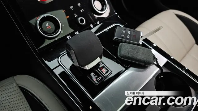 Land Rover Range Rover Velar Range Rover Velar — Фото автомобиля 9