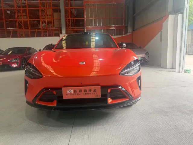 Xiaomi YU7 — Фото автомобиля 2