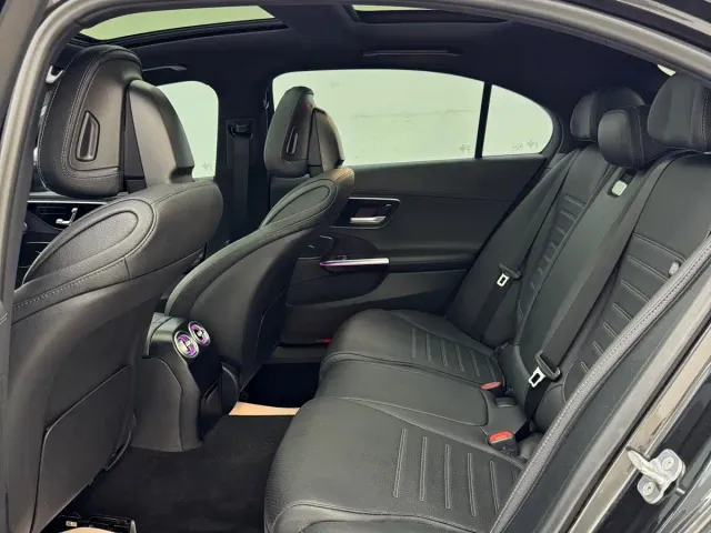 Mercedes-Benz C-Class — Фото автомобиля 7