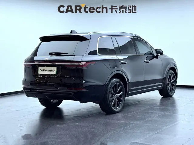 Li Auto ONE — Фото автомобиля 5