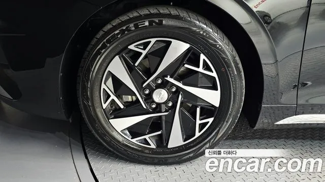 Hyundai Grandeur (New) Hybrid — Фото автомобиля 5