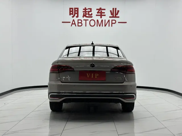 Volkswagen Bora — Фото автомобиля 9