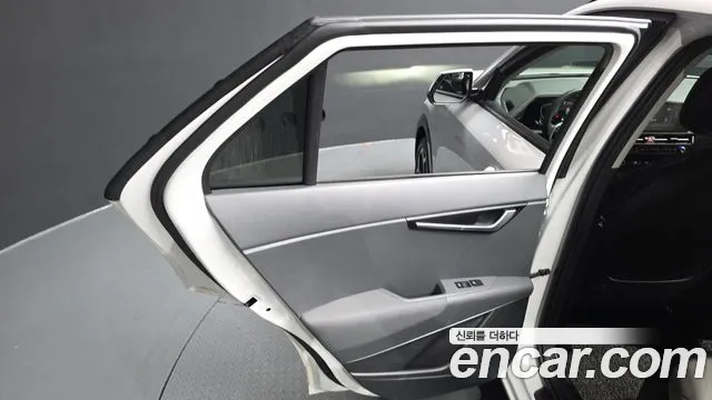 Kia Niro The All New — Фото автомобиля 14