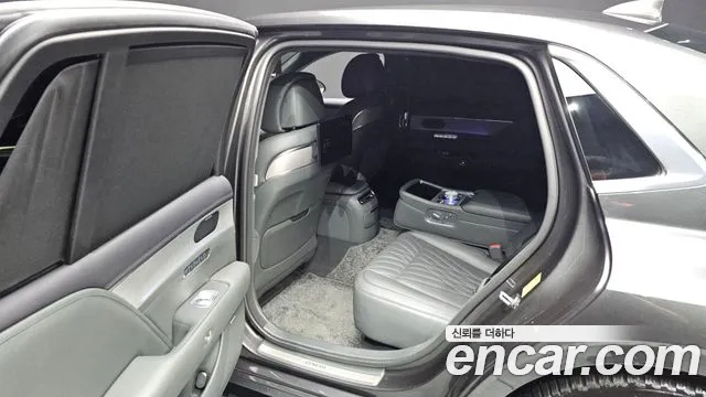 Genesis G90 Бензин 3.5 турбо AWD — Фото автомобиля 11