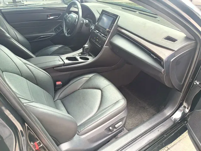 Toyota Avalon — Фото автомобиля 11