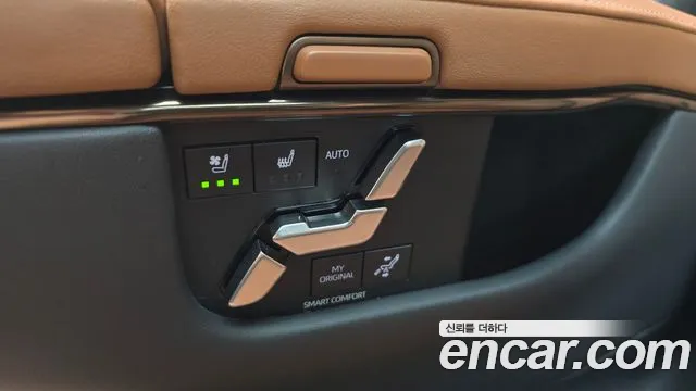Toyota Alphard — Фото автомобиля 16