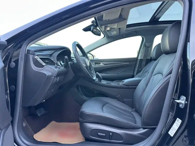 Buick LaCrosse — Фото автомобиля 20