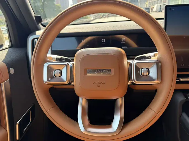 iCAR V27 — Фото автомобиля 15