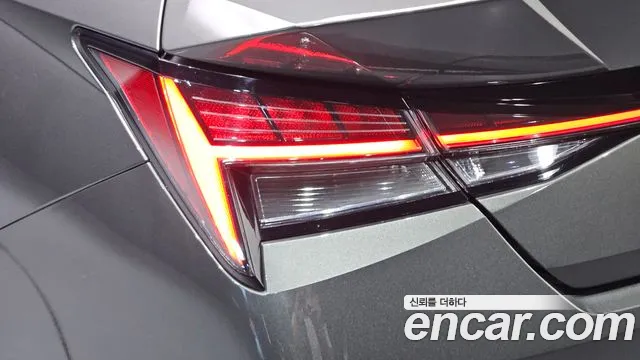 Hyundai Avante CN7 — Фото автомобиля 8