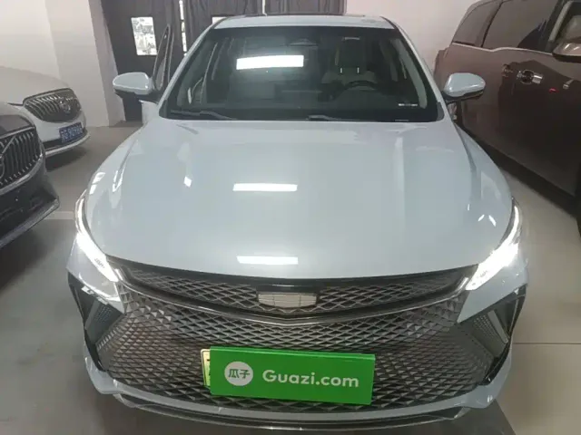 Geely Emgrand L — Фото автомобиля 2
