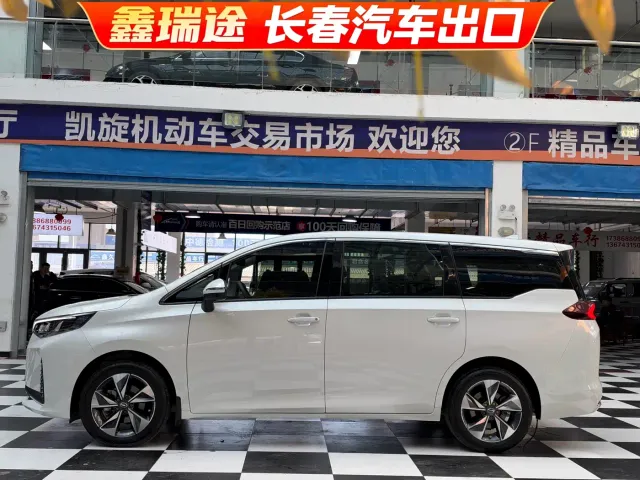 GAC Trumpchi M6 — Фото автомобиля 4