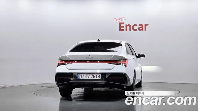 Hyundai Avante — Фото автомобиля 4