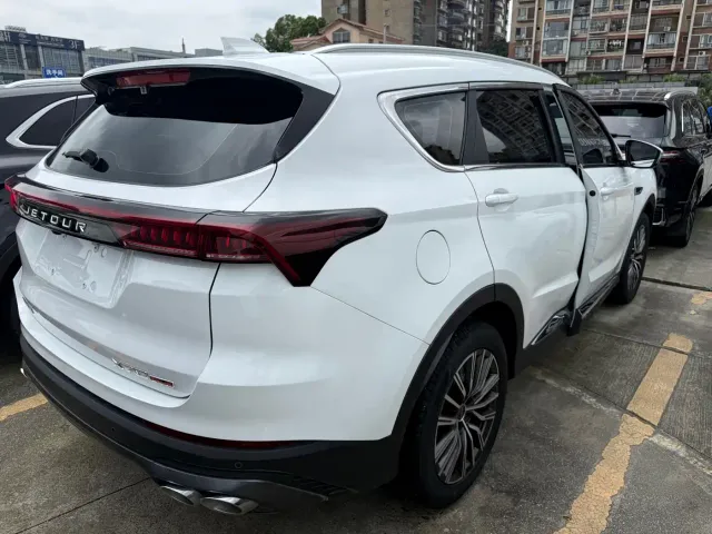 Jetour X70 Plus — Фото автомобиля 14