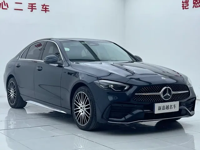 Mercedes-Benz C-Class — Фото автомобиля 3