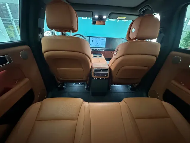 Li Auto L7 — Фото автомобиля 12