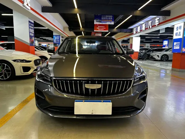 Geely Emgrand — Фото автомобиля 2