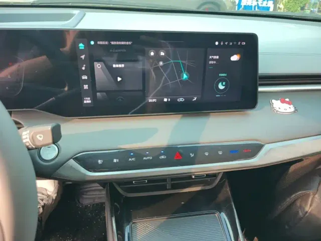 Changan Raeton Plus — Фото автомобиля 12