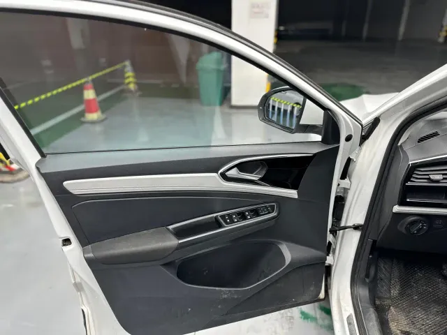 Jetta VS7 — Фото автомобиля 6