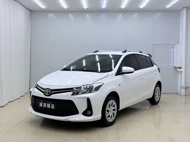 Фотография автомобиля — Toyota Vios FS