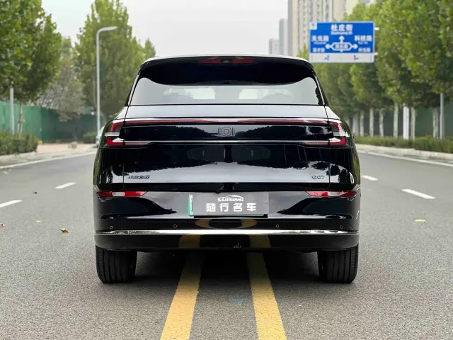 Changan Qiyuan Q07 — Фото автомобиля 6