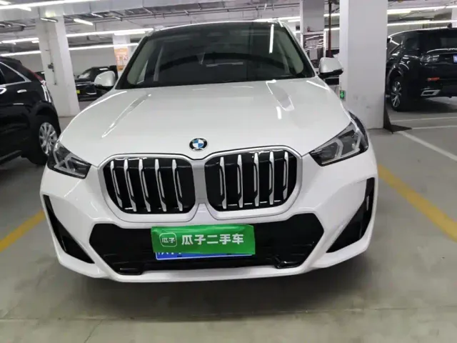 BMW X1 — Фото автомобиля 2