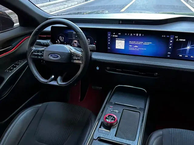 Ford EVOS — Фото автомобиля 12