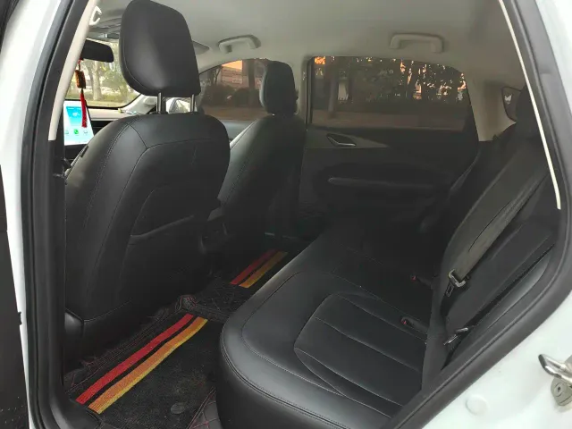 Wuling Starlight — Фото автомобиля 7