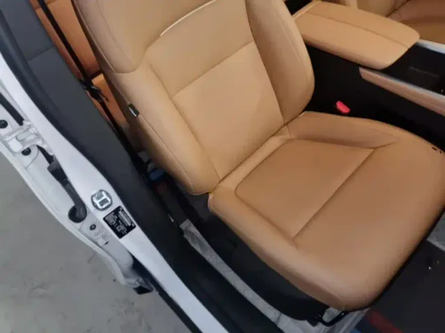 Maxus G50 — Фото автомобиля 24