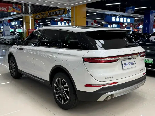 Lincoln Corsair — Фото автомобиля 20