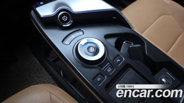 Kia EV6 — Фото автомобиля 12