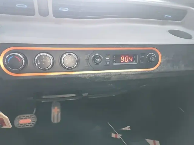 Wuling Hongguang Mini EV — Фото автомобиля 12