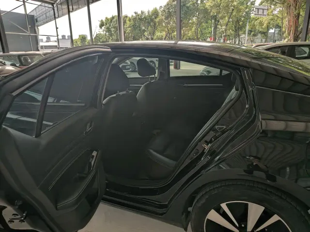 Nissan Teana — Фото автомобиля 13