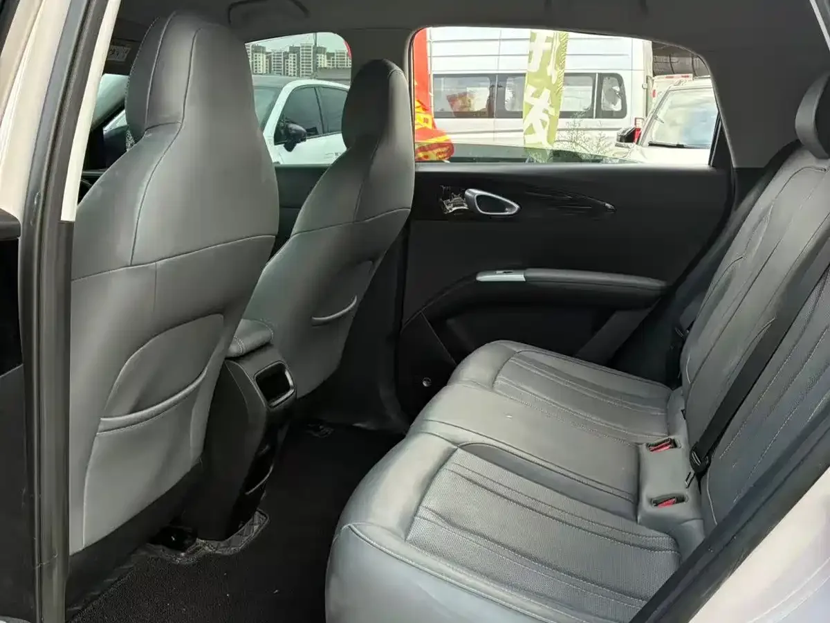 Geely Galaxy Starry Wish 2026 Model 410km Explorer Edition — Фото автомобиля 5