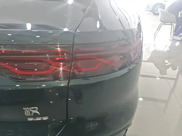 BYD Han — Фото автомобиля 7