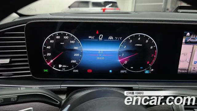 Mercedes-Benz GLE-Class — Фото автомобиля 11