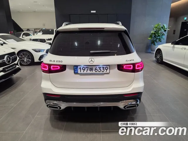 Mercedes-Benz GLB-Class — Фото автомобиля 4