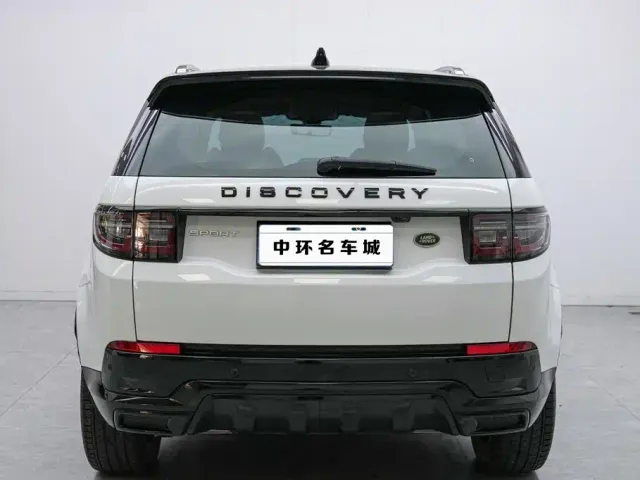 Land Rover Discovery Sport — Фото автомобиля 16