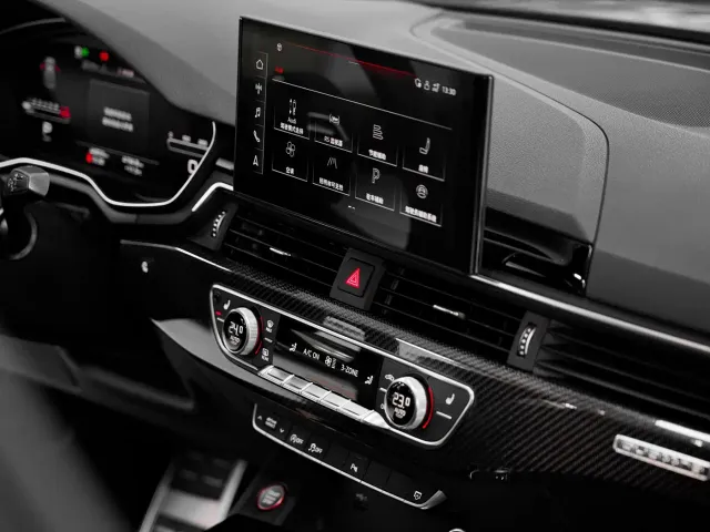Audi RS 5 — Фото автомобиля 14