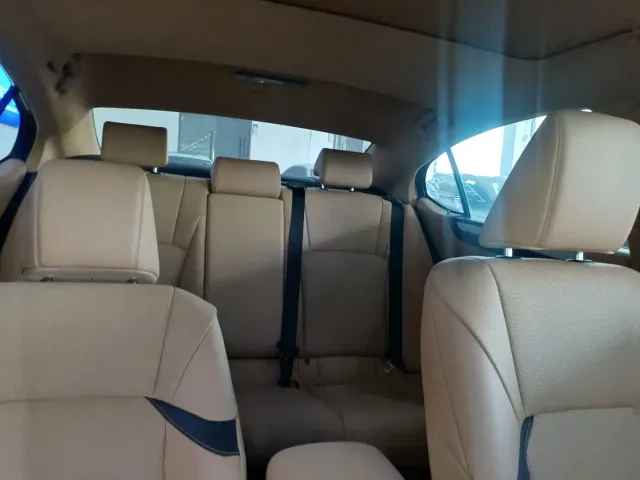 Lexus ES — Фото автомобиля 30