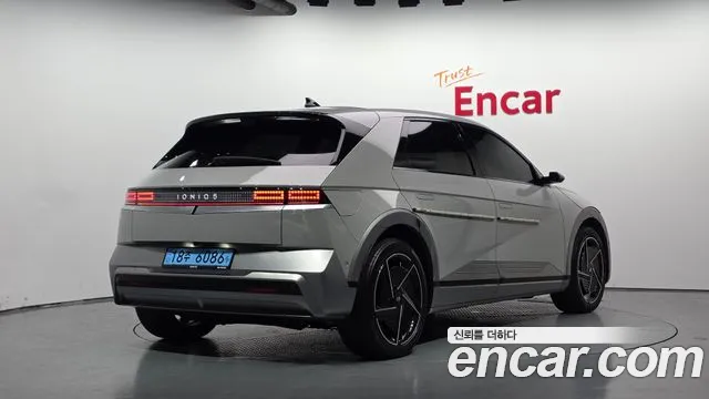 Hyundai Ioniq 5 New — Фото автомобиля 2