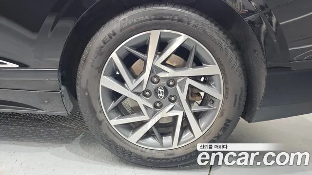 Hyundai Grandeur GN7 — Фото автомобиля 5