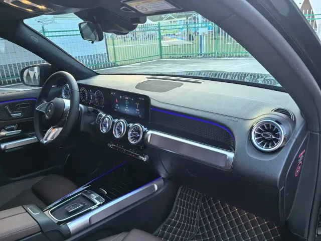 Mercedes-Benz GLB-Class — Фото автомобиля 14