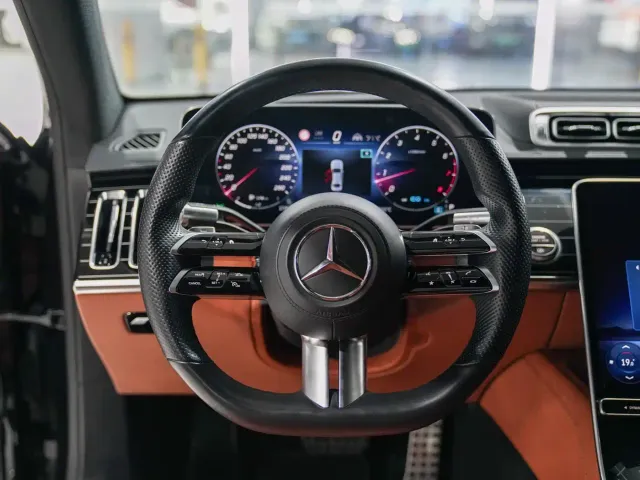 Mercedes-Benz S-Class — Фото автомобиля 11